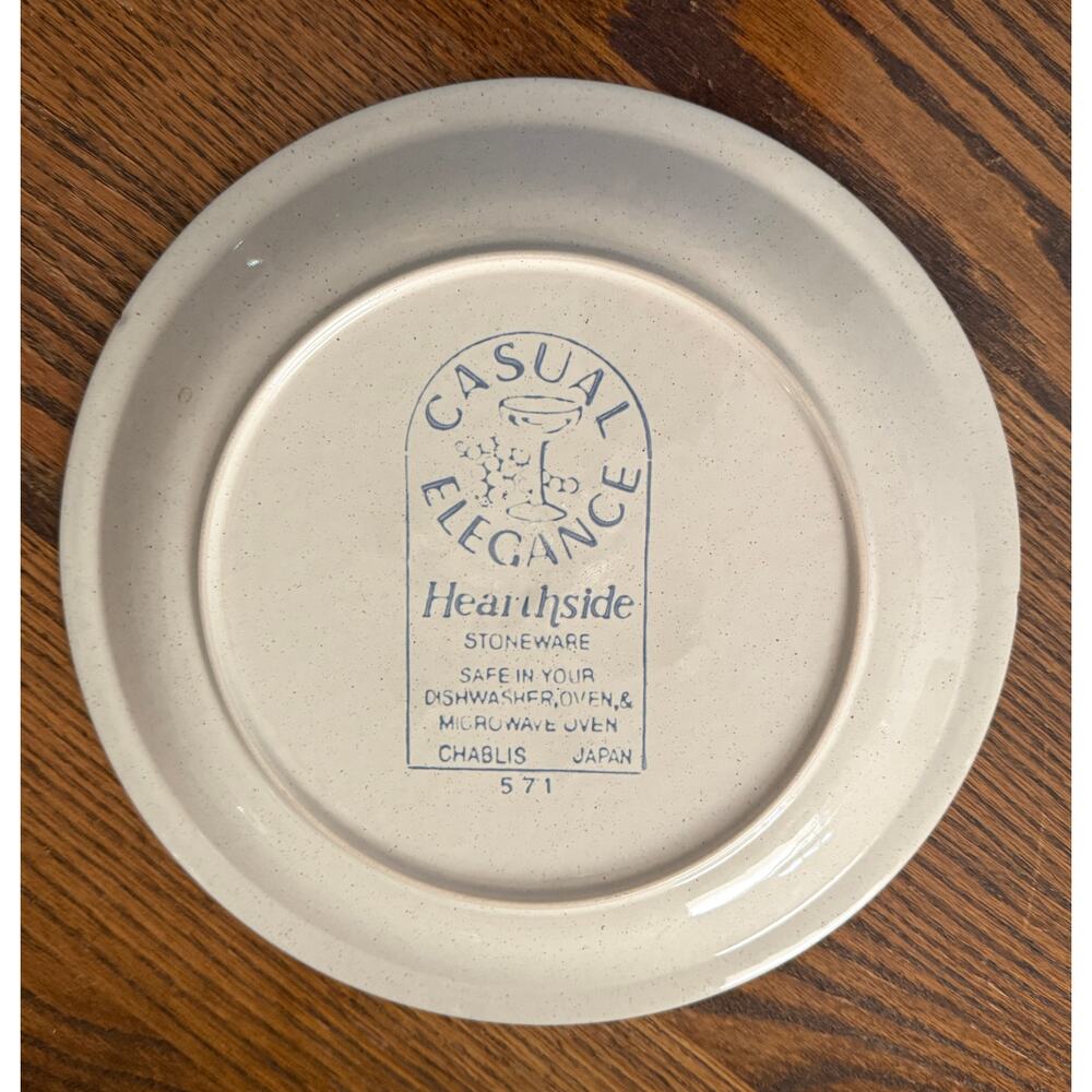 Vintage 70s Hearthside Chablis Stoneware Plate Set - Picture 8 of 15